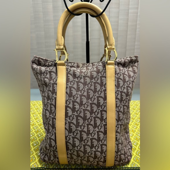 CHRISTIAN DIOR VINTAGE MONOGRAM TOTE BAG - Picture 2 of 15